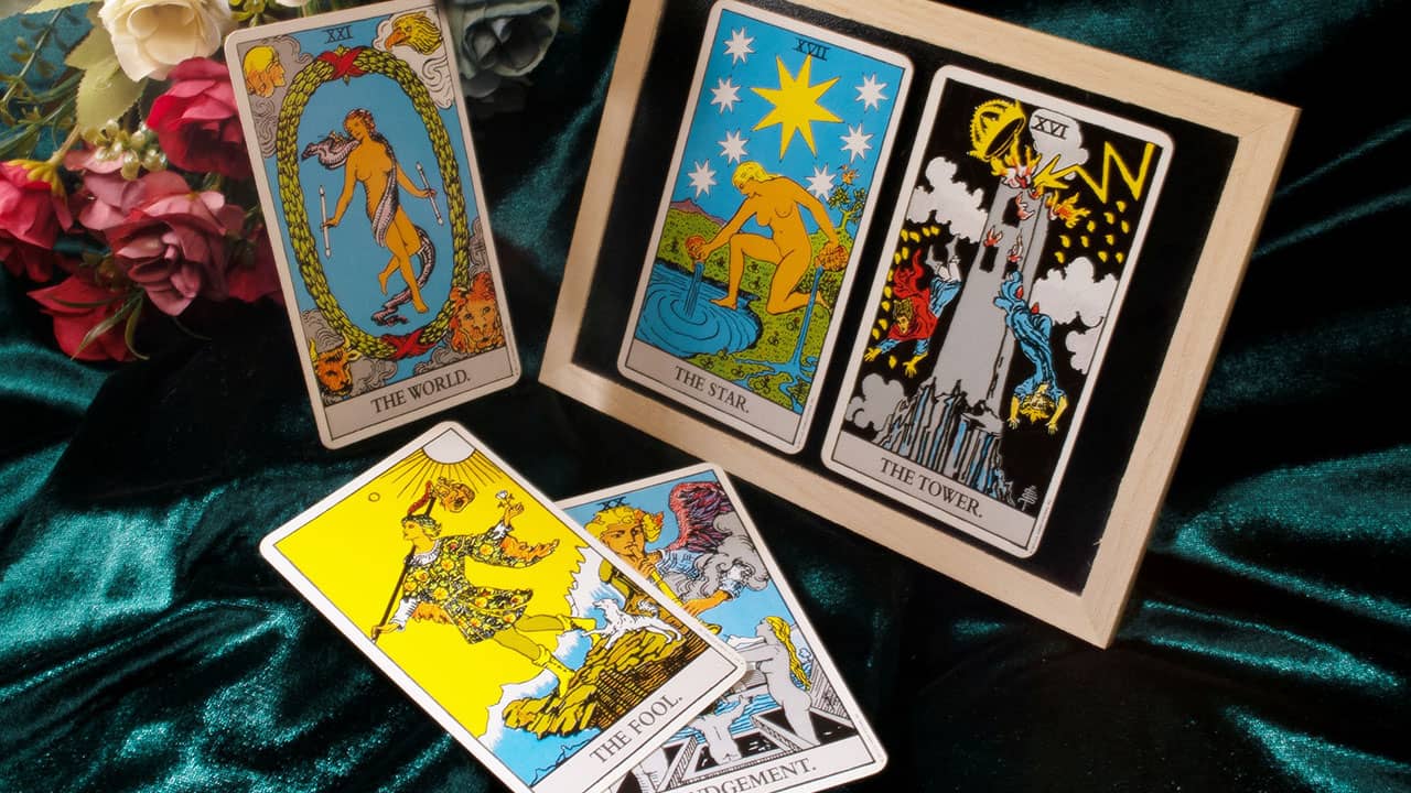 Tarot Card Reading Online Consultation